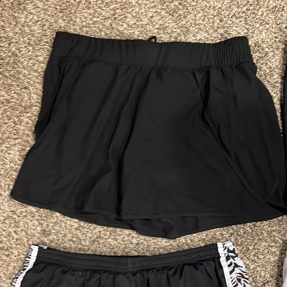 5 large womens shorts - Picture 4 of 8
